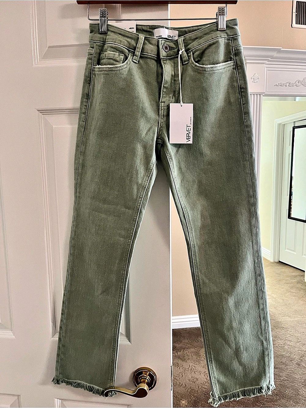 Verbet Melissa Mid-Rise Stretch Straight Leg Jeans in Green Waist